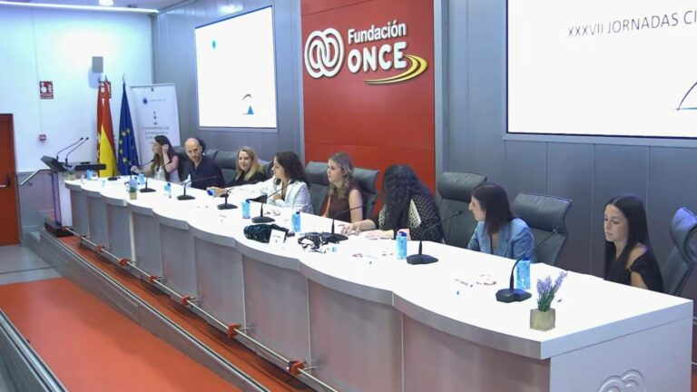 Un estudio optométrico analiza cómo una herramienta digital puede ayudar a detectar señales de problemas visuales