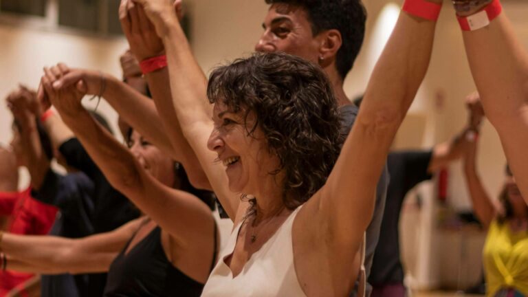 AEBE destaca el crecimiento de la Biodanza SRT como rutina de bienestar en España