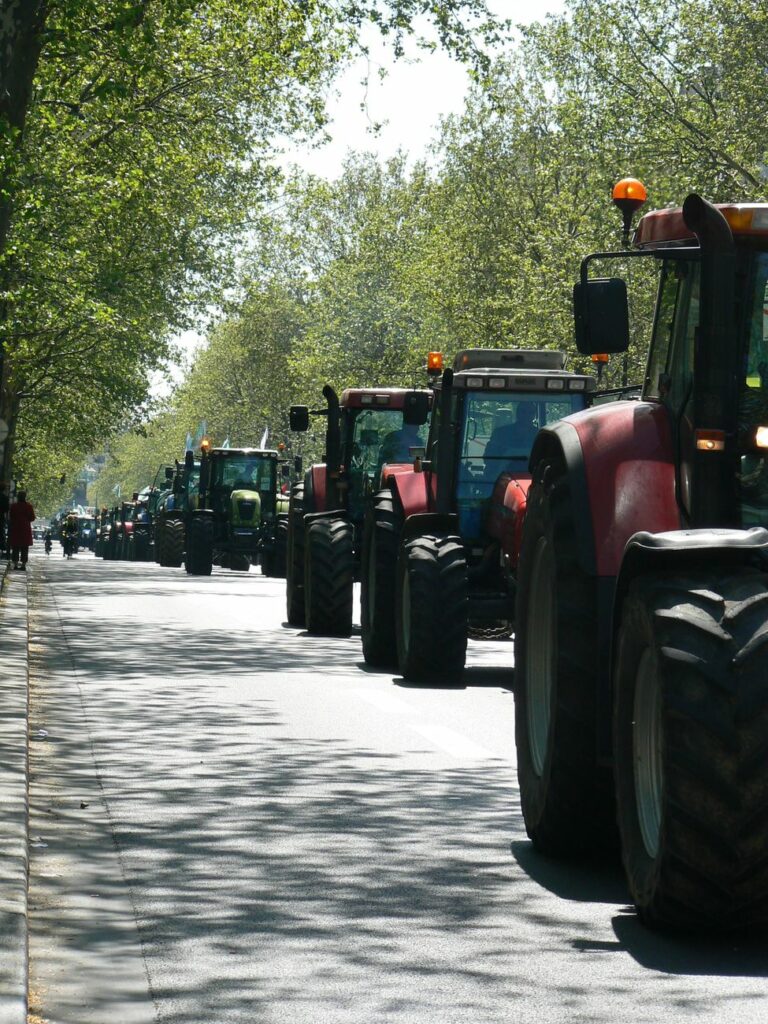 Las organizaciones agrarias andaluzas se suman el miércoles a la tractorada de Madrid
