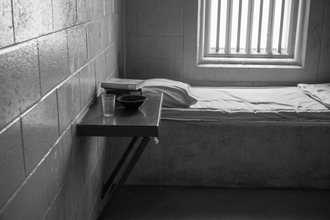 CSIF denuncia una nueva agresión a un funcionario en el centro penitenciario Sevilla 1