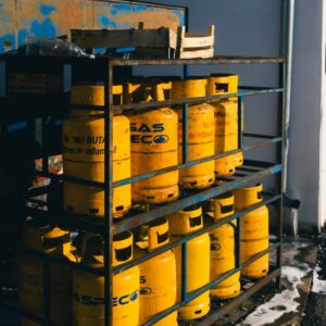 La Guardia Civil intercepta en la A-4 una furgoneta con 3.500 litros de gasolina para narcolanchas