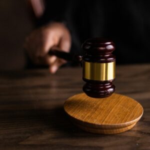 El TSJA ratifica la condena por abusar de una joven que dormía en una casa de Sevilla